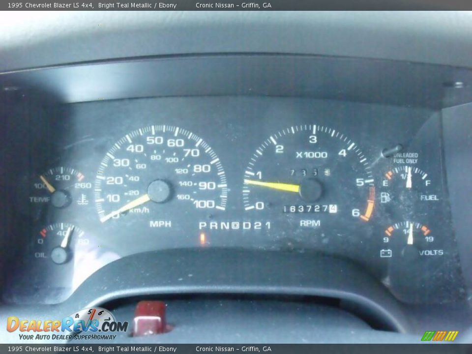 1995 Chevrolet Blazer LS 4x4 Bright Teal Metallic / Ebony Photo #17