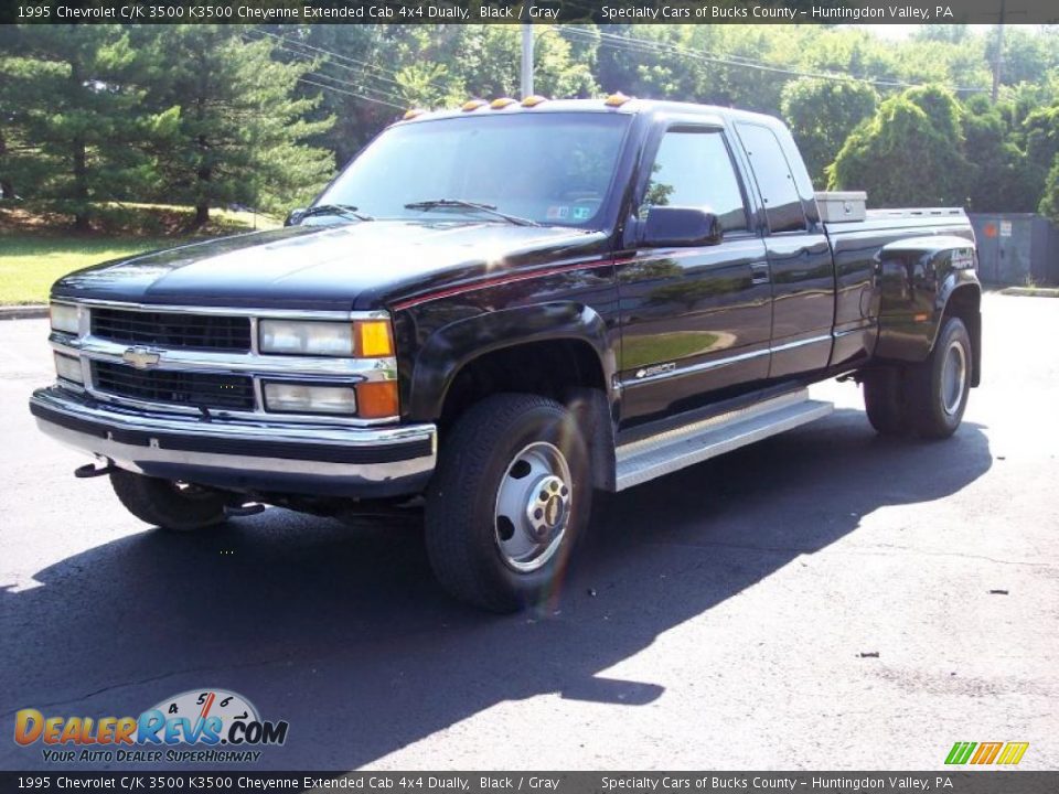 1995 Chevrolet C/K 3500 K3500 Cheyenne Extended Cab 4x4 Dually Black / Gray Photo #12