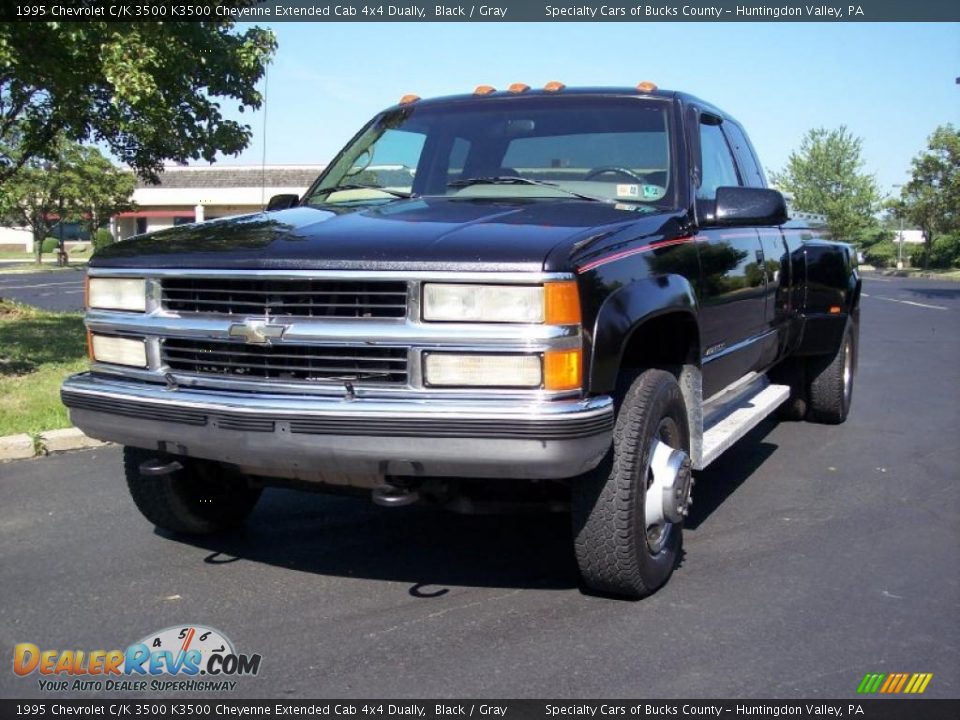 1995 Chevrolet C/K 3500 K3500 Cheyenne Extended Cab 4x4 Dually Black / Gray Photo #14