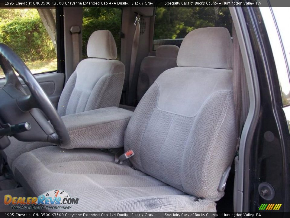 1995 Chevrolet C/K 3500 K3500 Cheyenne Extended Cab 4x4 Dually Black / Gray Photo #30