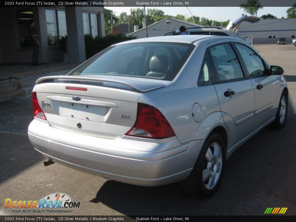 2003 Ford Focus ZTS Sedan CD Silver Metallic / Medium Graphite Photo #3