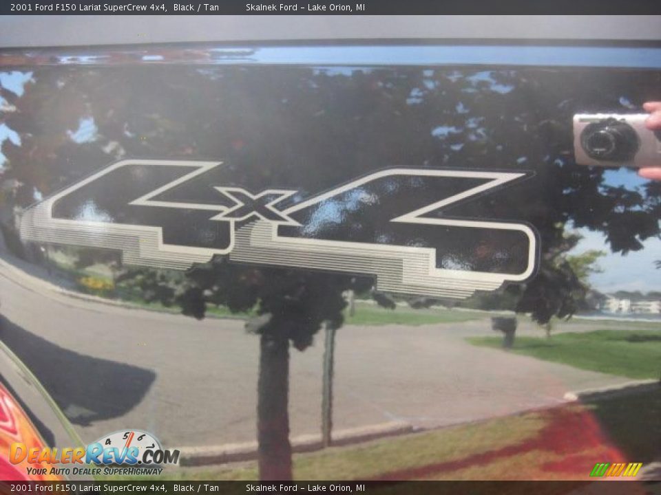2001 Ford F150 Lariat SuperCrew 4x4 Black / Tan Photo #18