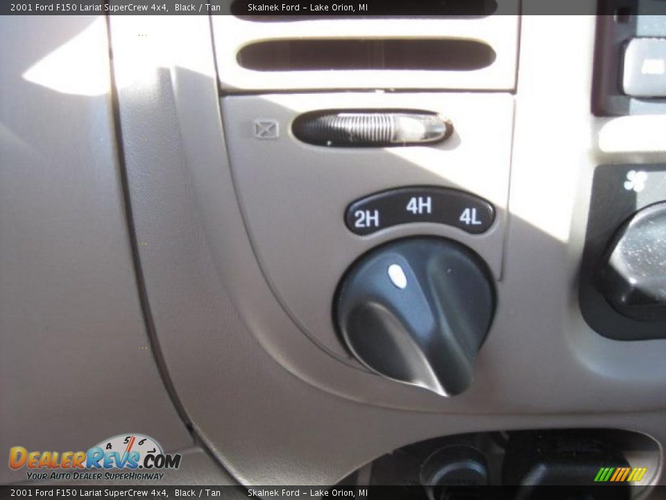 2001 Ford F150 Lariat SuperCrew 4x4 Black / Tan Photo #31