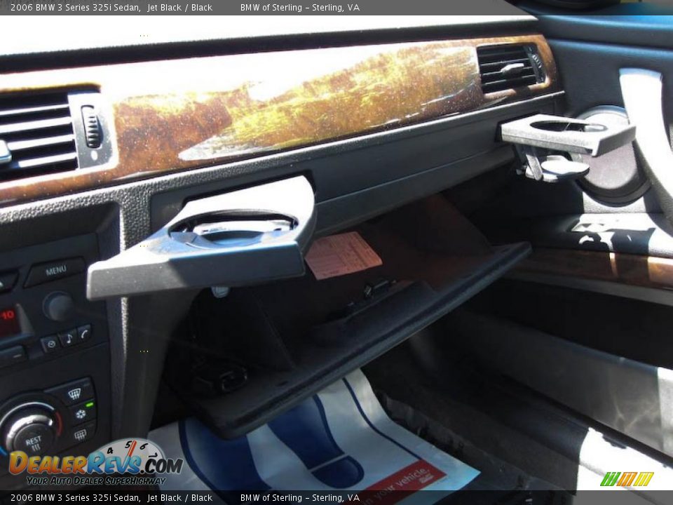 2006 BMW 3 Series 325i Sedan Jet Black / Black Photo #31