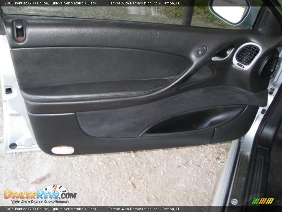 2005 Pontiac GTO Coupe Quicksilver Metallic / Black Photo #18