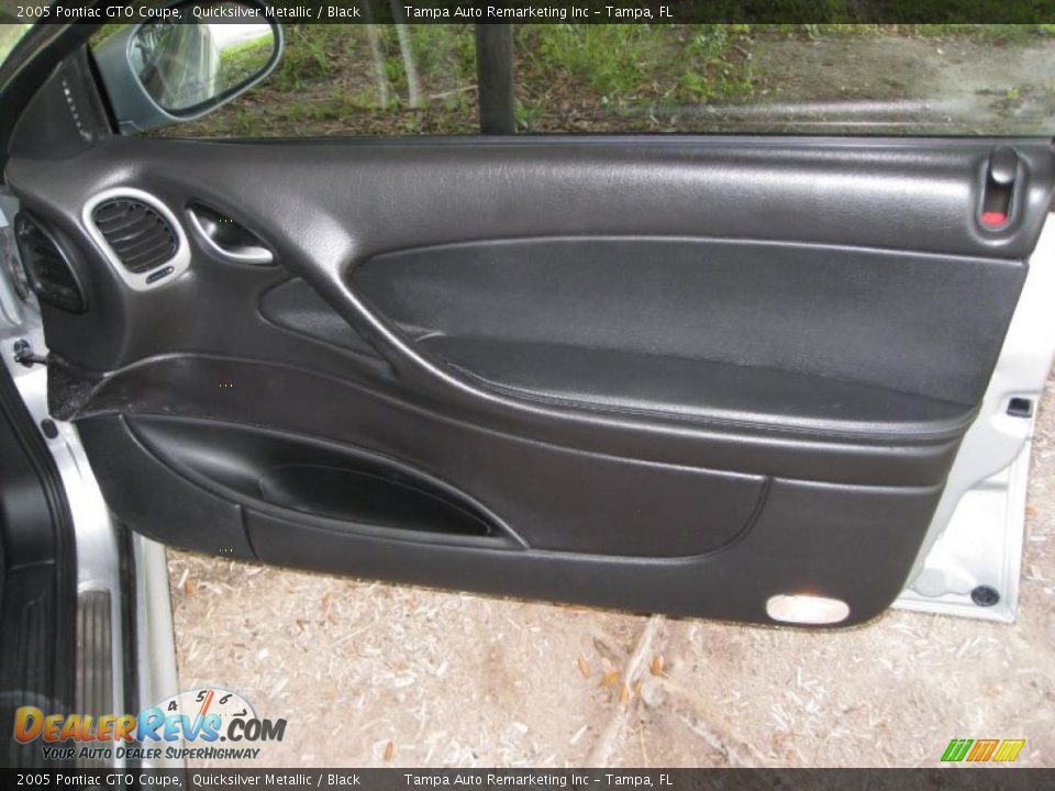 2005 Pontiac GTO Coupe Quicksilver Metallic / Black Photo #19
