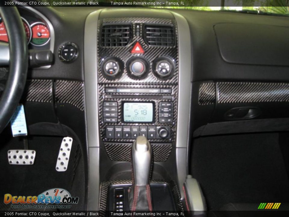 2005 Pontiac GTO Coupe Shifter Photo #26