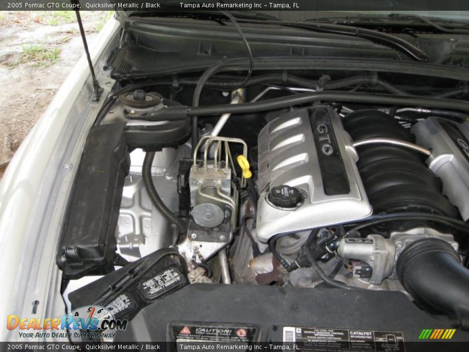 2005 Pontiac GTO Coupe Quicksilver Metallic / Black Photo #31