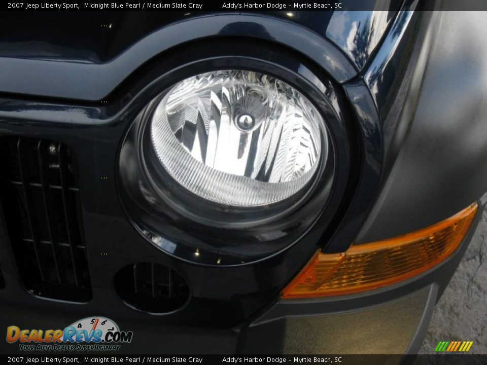 2007 Jeep Liberty Sport Midnight Blue Pearl / Medium Slate Gray Photo #4