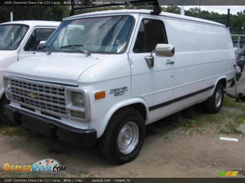 1995 Chevrolet Chevy Van G20 Cargo White / Gray Photo #2