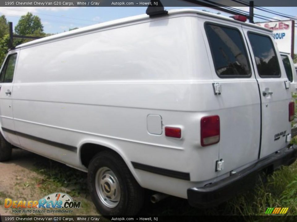 1995 Chevrolet Chevy Van G20 Cargo White / Gray Photo #4