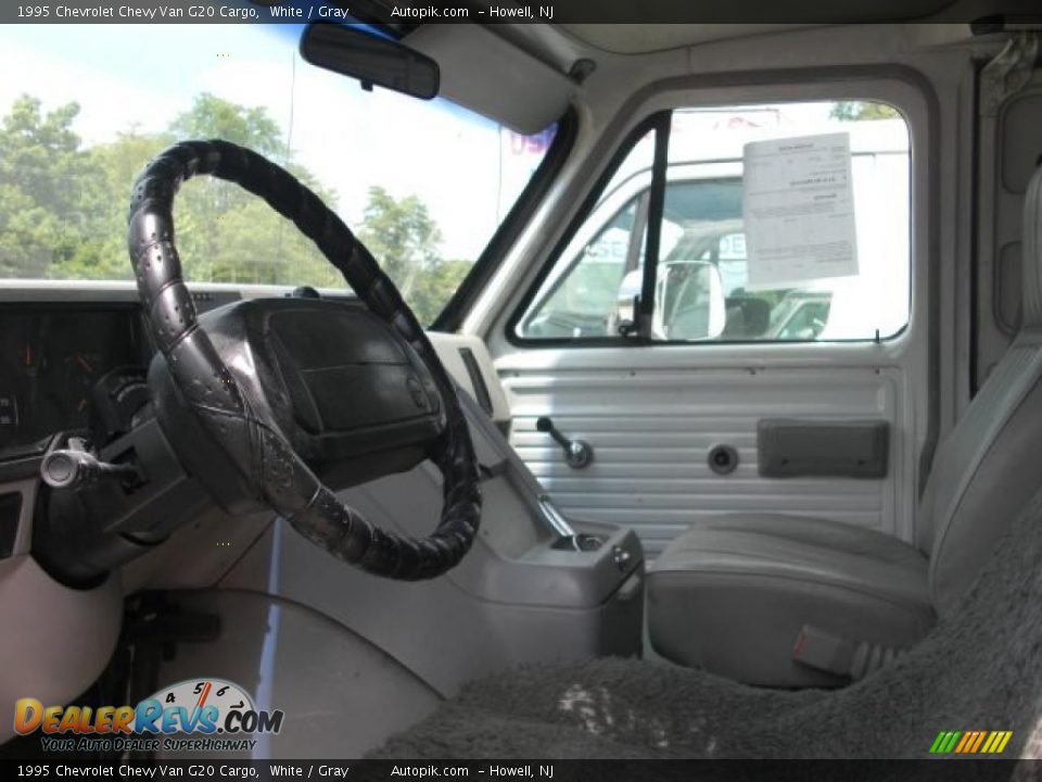 1995 Chevrolet Chevy Van G20 Cargo White / Gray Photo #5