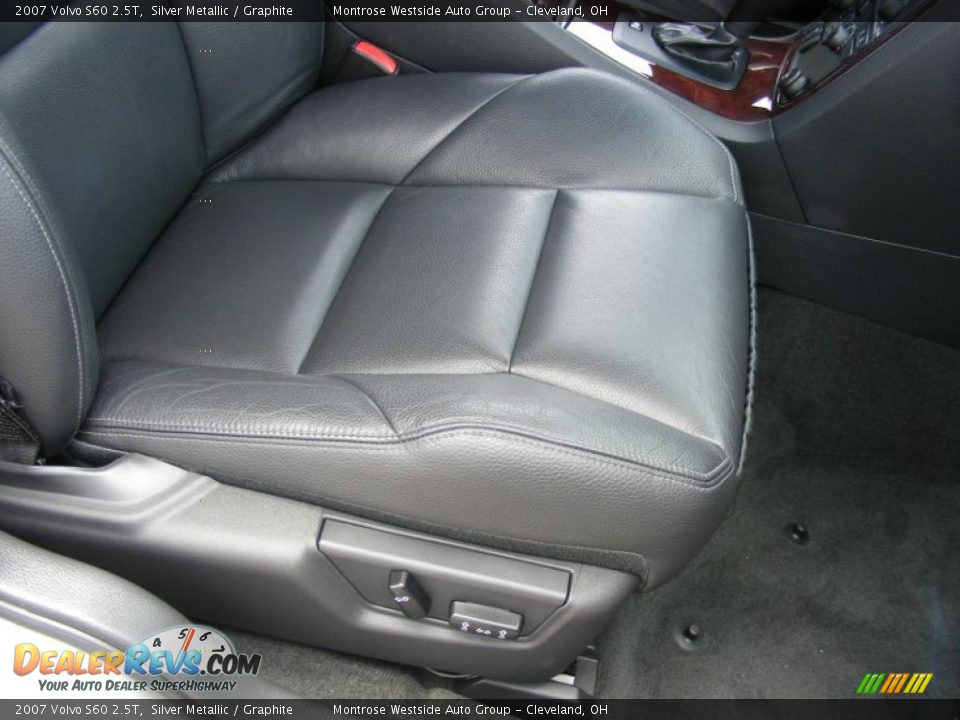 2007 Volvo S60 2.5T Silver Metallic / Graphite Photo #14