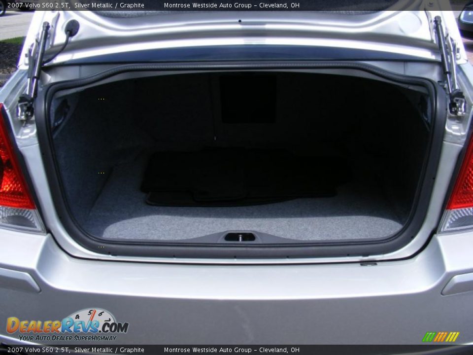 2007 Volvo S60 2.5T Silver Metallic / Graphite Photo #27