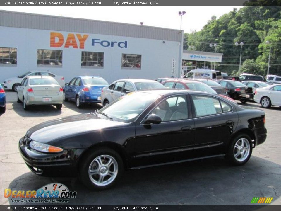 2001 Oldsmobile Alero GLS Sedan Onyx Black / Neutral Photo #1