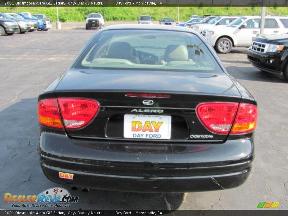 2001 Oldsmobile Alero GLS Sedan Onyx Black / Neutral Photo #6