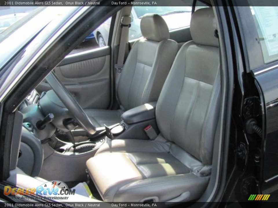 2001 Oldsmobile Alero GLS Sedan Onyx Black / Neutral Photo #9