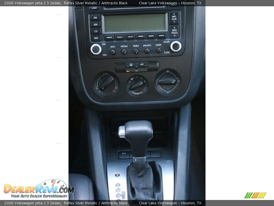 2006 Volkswagen Jetta 2.5 Sedan Reflex Silver Metallic / Anthracite Black Photo #14