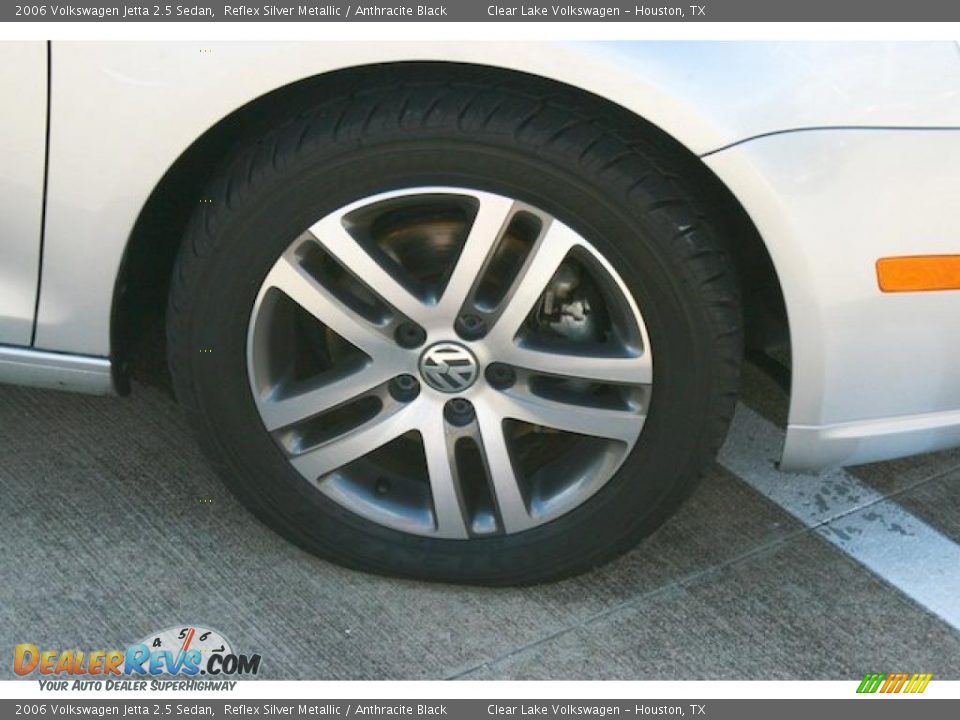 2006 Volkswagen Jetta 2.5 Sedan Reflex Silver Metallic / Anthracite Black Photo #31