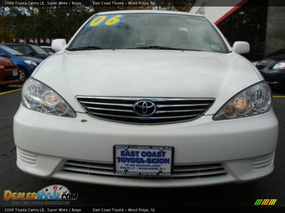 2006 Toyota Camry LE Super White / Beige Photo #2