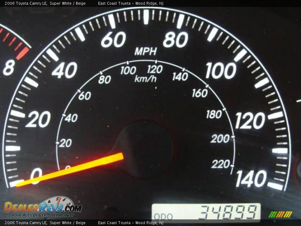 2006 Toyota Camry LE Super White / Beige Photo #10
