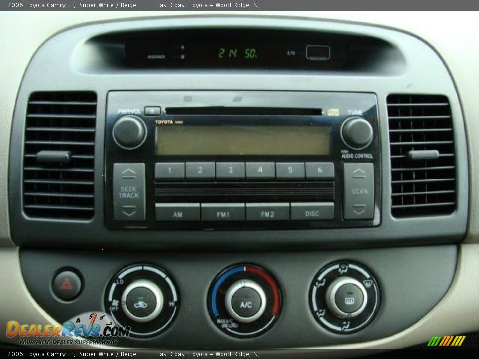 2006 Toyota Camry LE Super White / Beige Photo #11