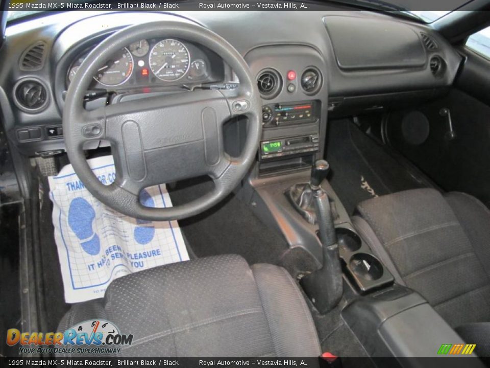 1995 Mazda MX-5 Miata Roadster Brilliant Black / Black Photo #12