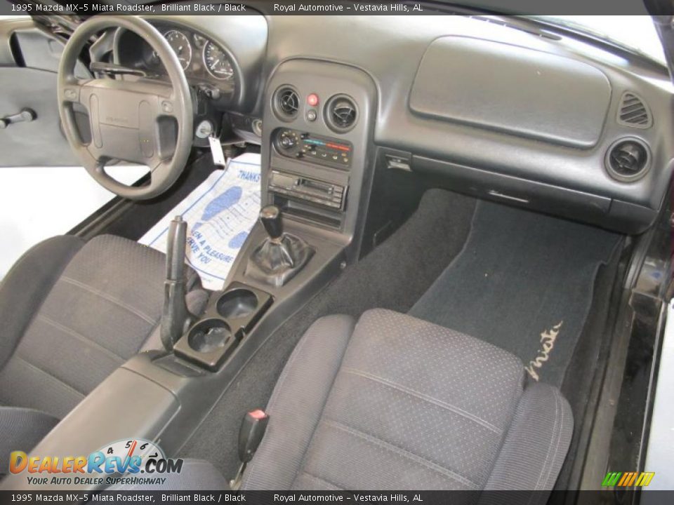 1995 Mazda MX-5 Miata Roadster Brilliant Black / Black Photo #20