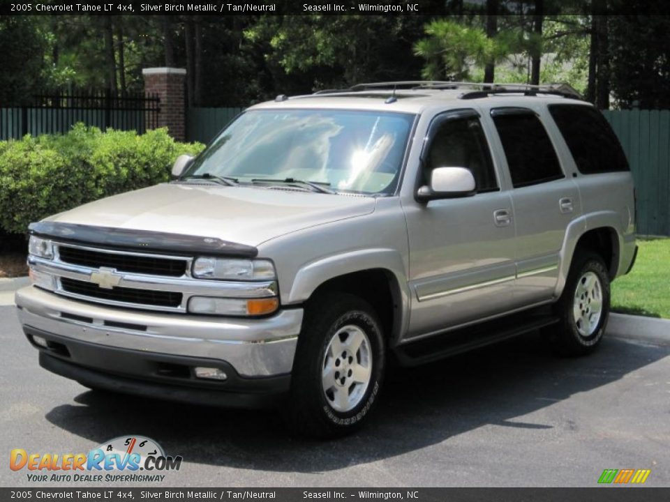 2005 Chevrolet Tahoe LT 4x4 Silver Birch Metallic / Tan/Neutral Photo #1