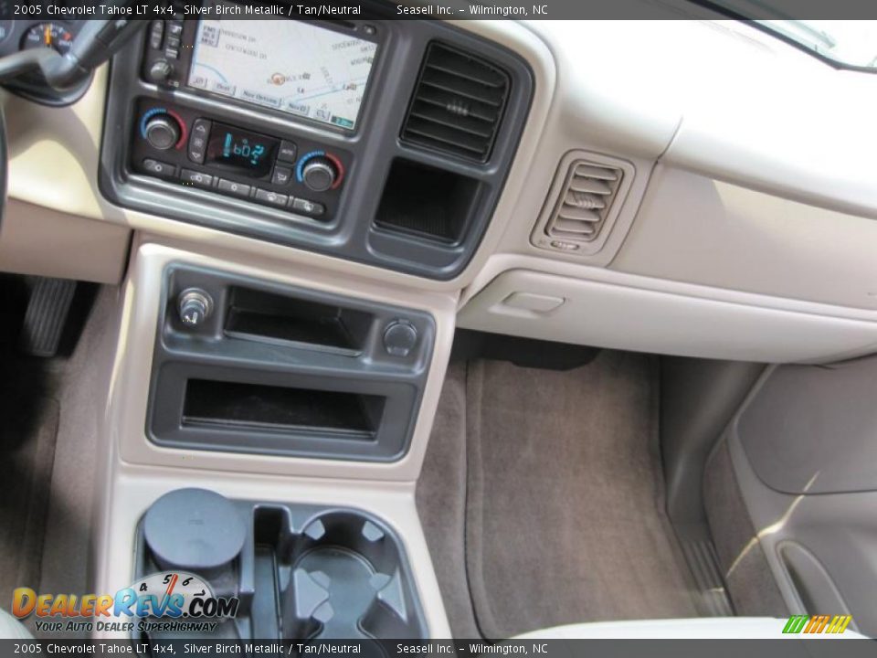 2005 Chevrolet Tahoe LT 4x4 Silver Birch Metallic / Tan/Neutral Photo #8