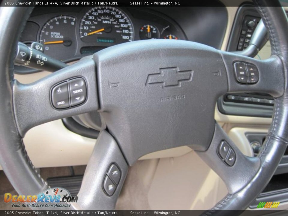 2005 Chevrolet Tahoe LT 4x4 Silver Birch Metallic / Tan/Neutral Photo #20