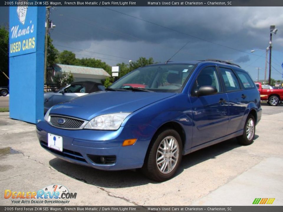 2005 Ford Focus ZXW SES Wagon French Blue Metallic / Dark Flint/Light Flint Photo #4