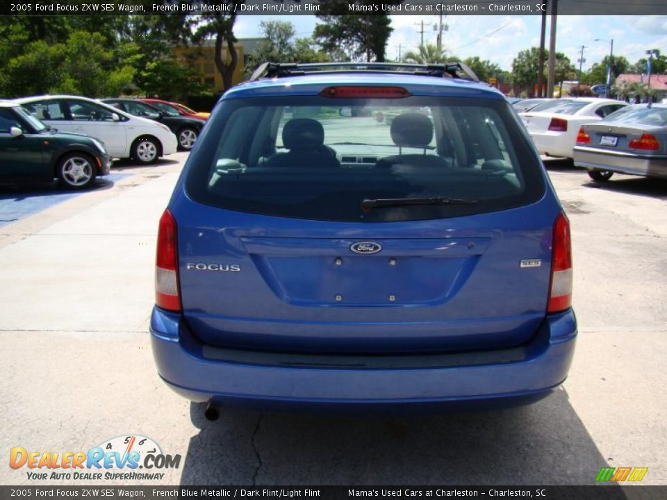 2005 Ford Focus ZXW SES Wagon French Blue Metallic / Dark Flint/Light Flint Photo #7
