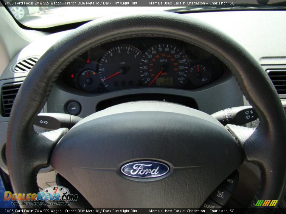 2005 Ford Focus ZXW SES Wagon French Blue Metallic / Dark Flint/Light Flint Photo #22