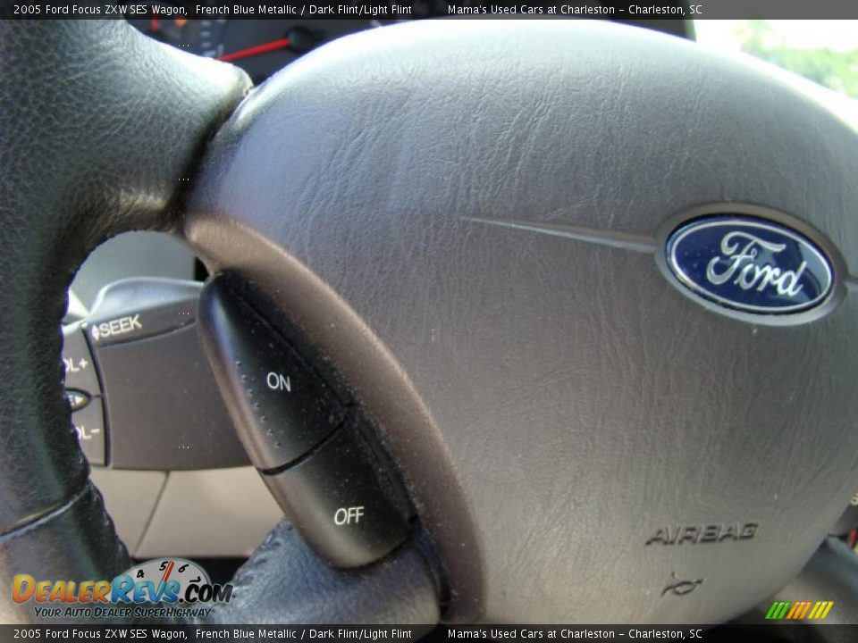 2005 Ford Focus ZXW SES Wagon French Blue Metallic / Dark Flint/Light Flint Photo #24