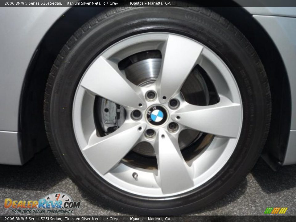 2006 BMW 5 Series 525i Sedan Titanium Silver Metallic / Grey Photo #11