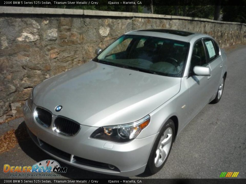 2006 BMW 5 Series 525i Sedan Titanium Silver Metallic / Grey Photo #16