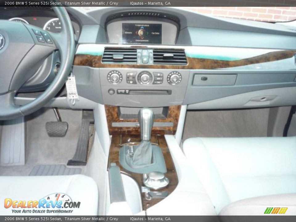 2006 BMW 5 Series 525i Sedan Titanium Silver Metallic / Grey Photo #20