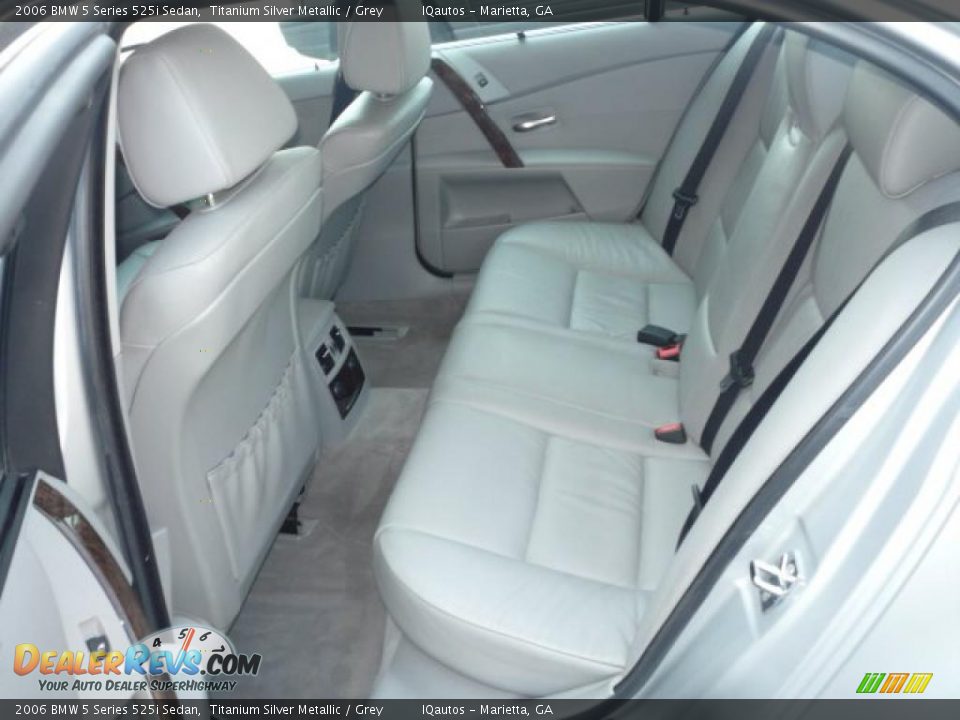2006 BMW 5 Series 525i Sedan Titanium Silver Metallic / Grey Photo #24