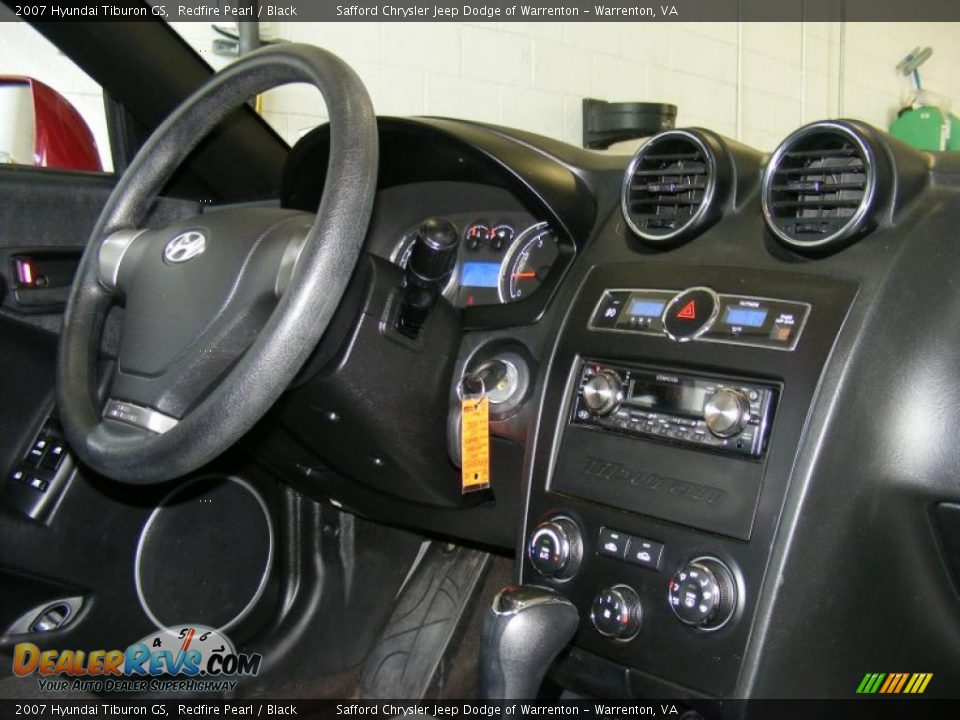 2007 Hyundai Tiburon GS Redfire Pearl / Black Photo #19