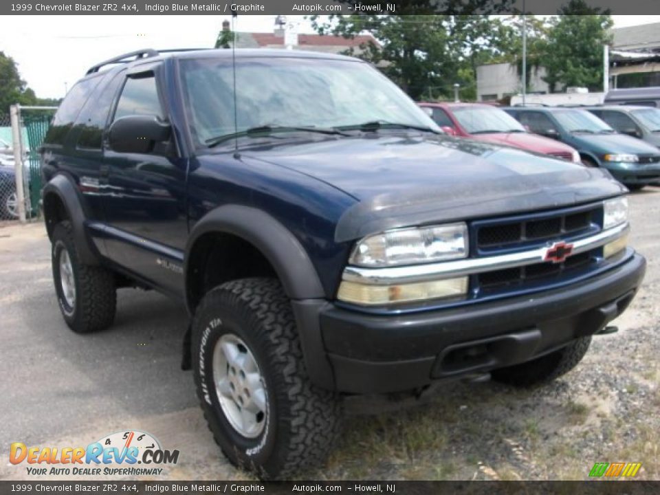 1999 Chevrolet Blazer ZR2 4x4 Indigo Blue Metallic / Graphite Photo #2