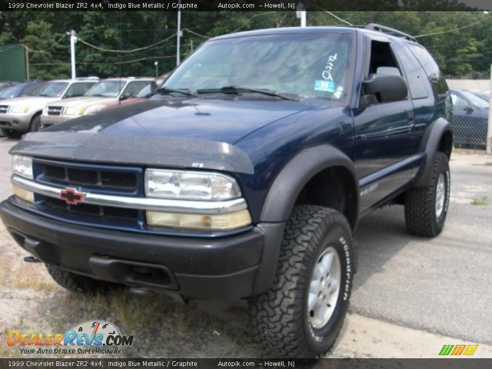 1999 Chevrolet Blazer ZR2 4x4 Indigo Blue Metallic / Graphite Photo #3