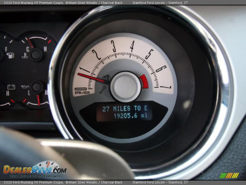 2010 Ford Mustang V6 Premium Coupe Brilliant Silver Metallic / Charcoal Black Photo #18