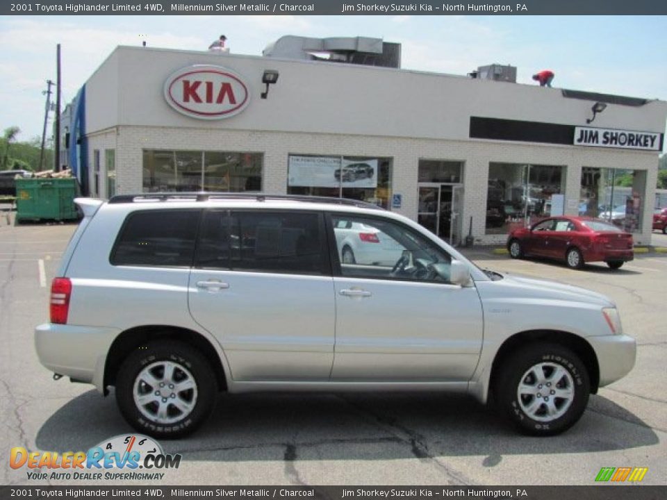 2001 Toyota Highlander Limited 4WD Millennium Silver Metallic / Charcoal Photo #2