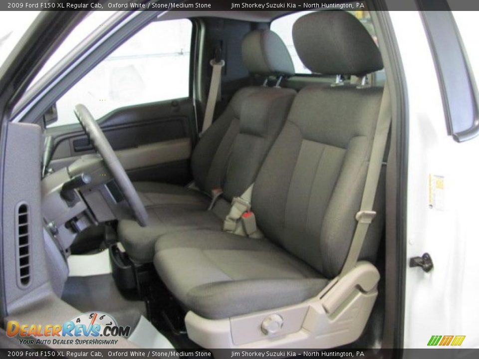 2009 Ford F150 XL Regular Cab Oxford White / Stone/Medium Stone Photo #8