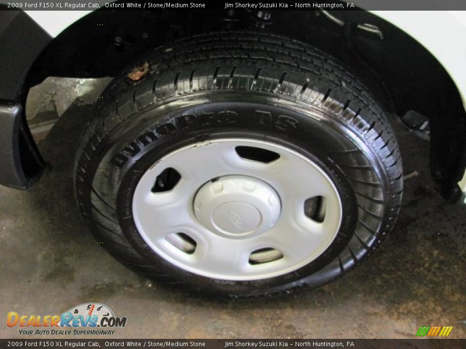 2009 Ford F150 XL Regular Cab Oxford White / Stone/Medium Stone Photo #10