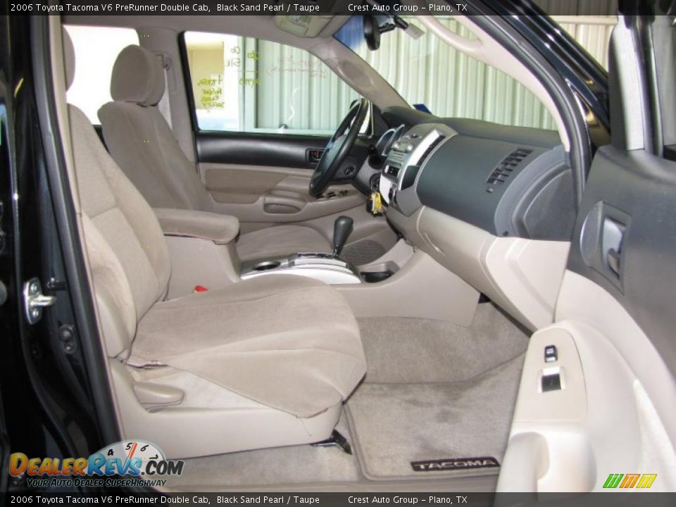 2006 Toyota Tacoma V6 PreRunner Double Cab Black Sand Pearl / Taupe Photo #10