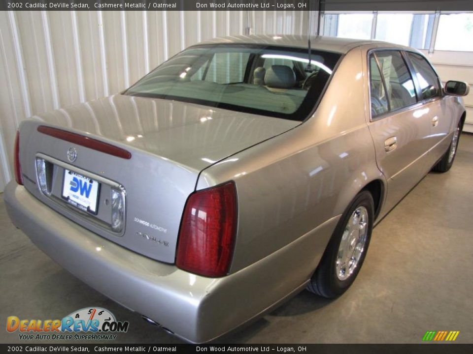 2002 Cadillac DeVille Sedan Cashmere Metallic / Oatmeal Photo #3