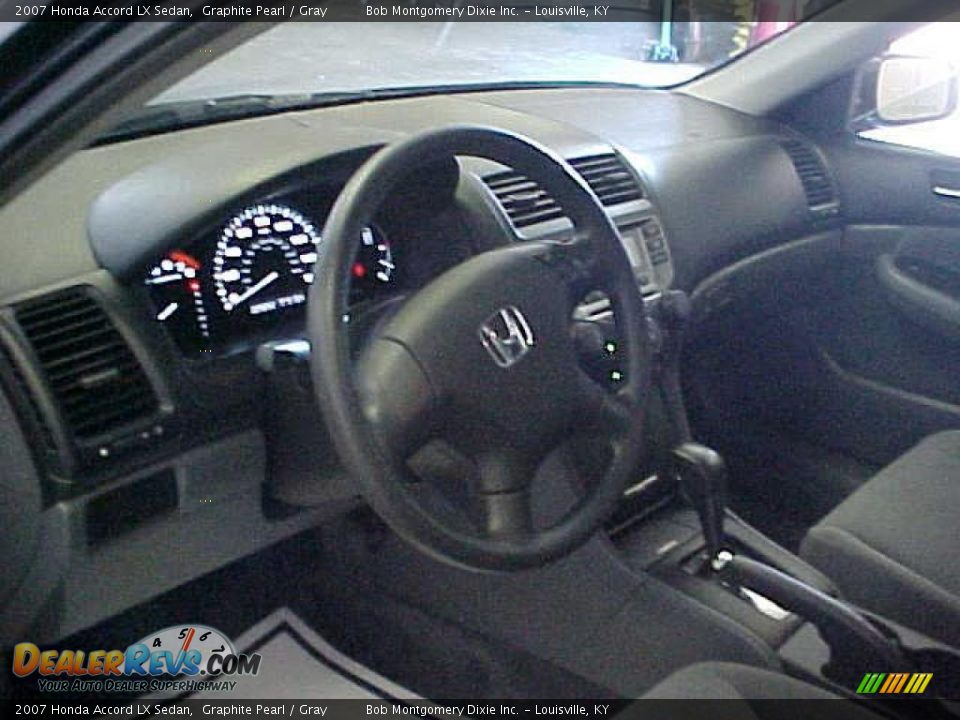 2007 Honda Accord LX Sedan Graphite Pearl / Gray Photo #16