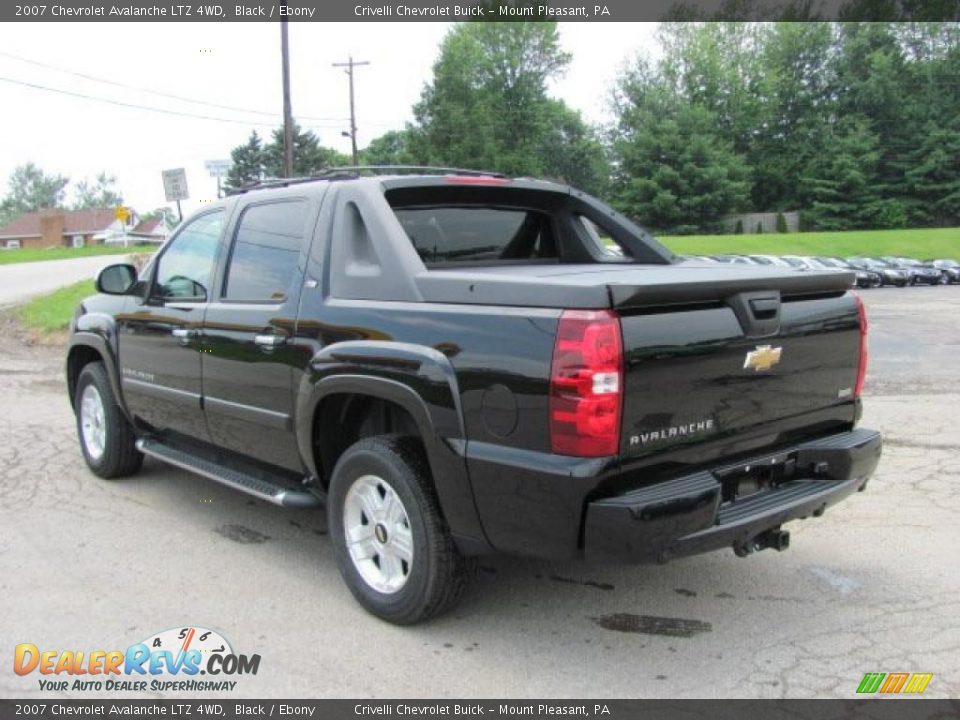 2007 Chevrolet Avalanche LTZ 4WD Black / Ebony Photo #11